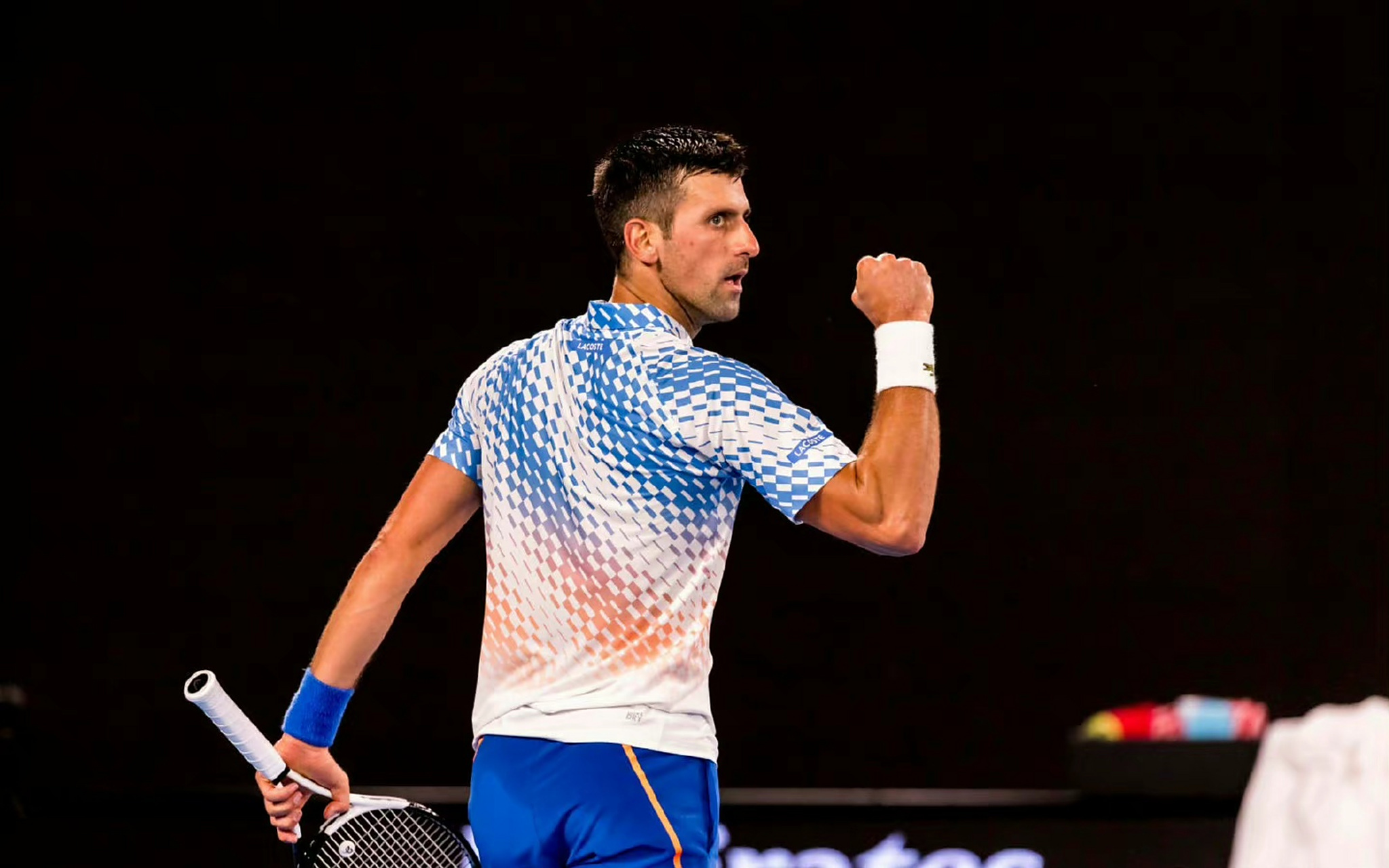 开云app下载-纳达尔连续七场比赛得分超过出色防守，塞尔维亚队不断突破！观众掌声雷动(纳达尔生涯全部冠军)